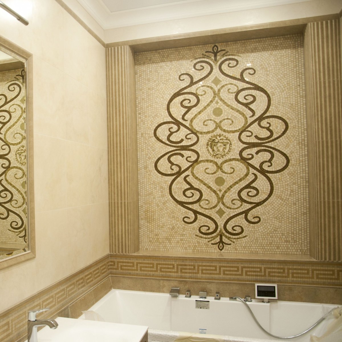 Панно из мозаики в ванную