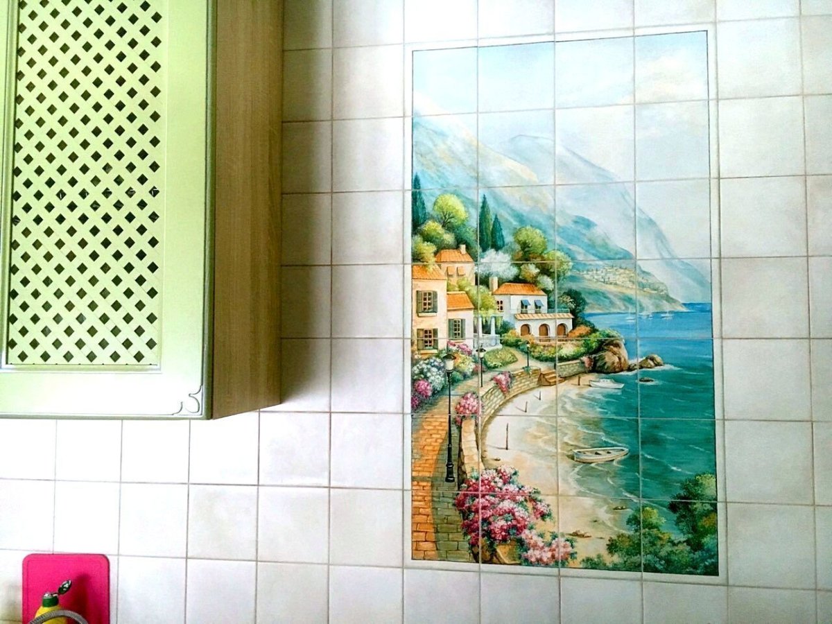 Панно из керамической плитки