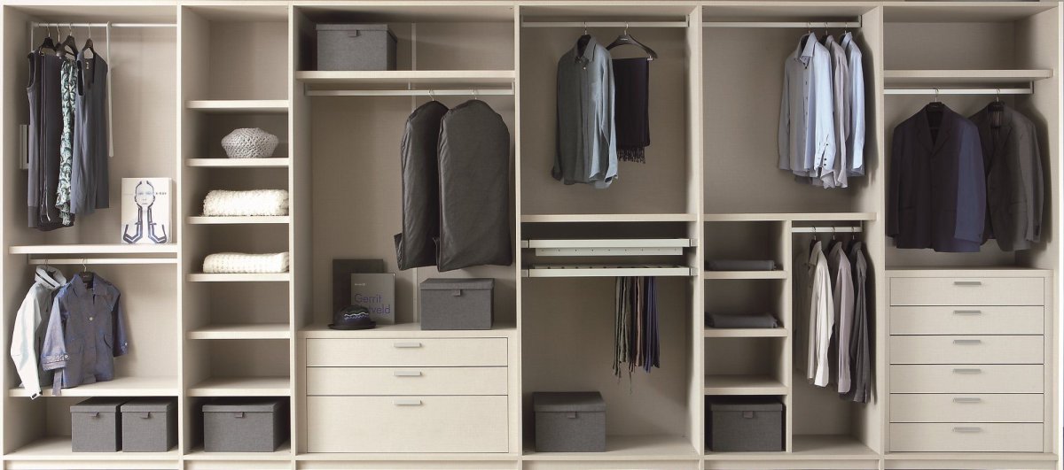 Наполнение распашного шкафа