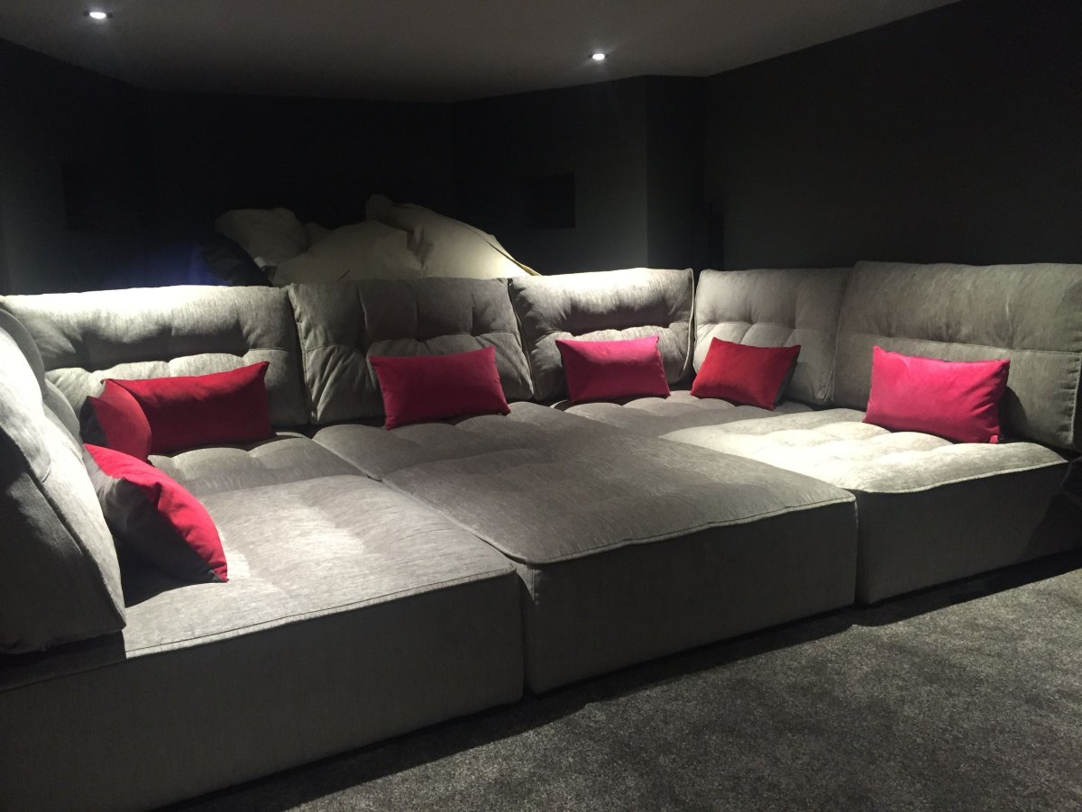 Диван на всю комнату