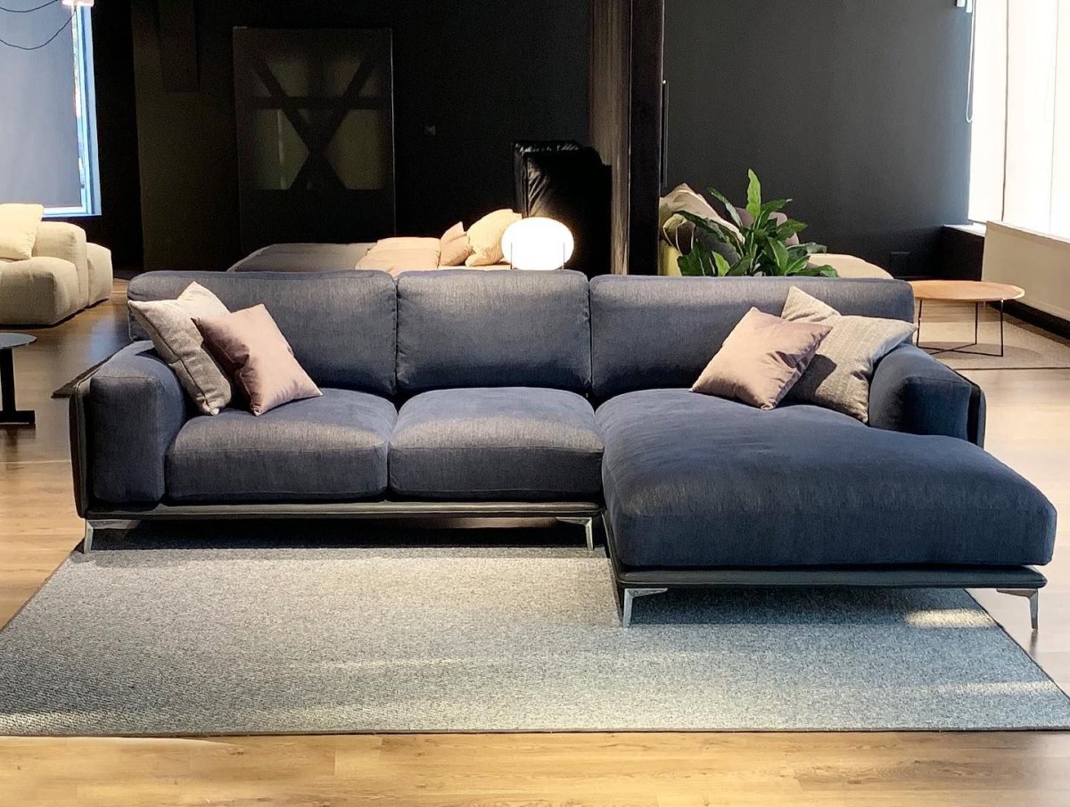 Диван без ножек