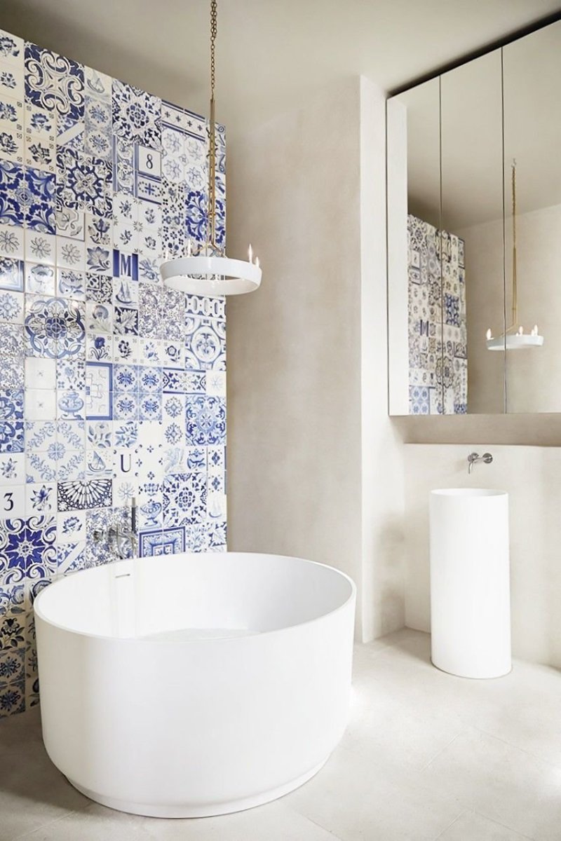 Португальская плитка азулежу в ванной