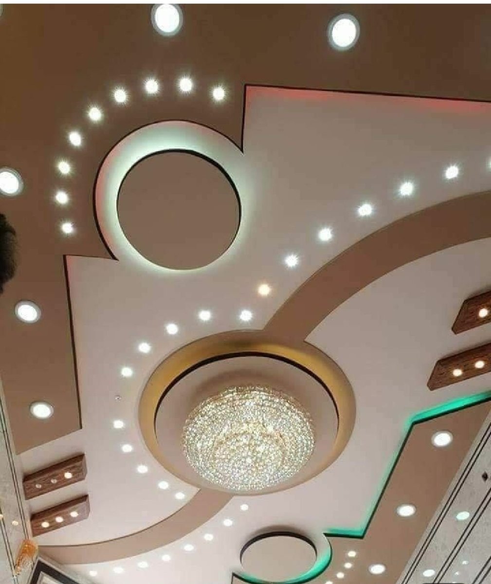 Фигурный потолок