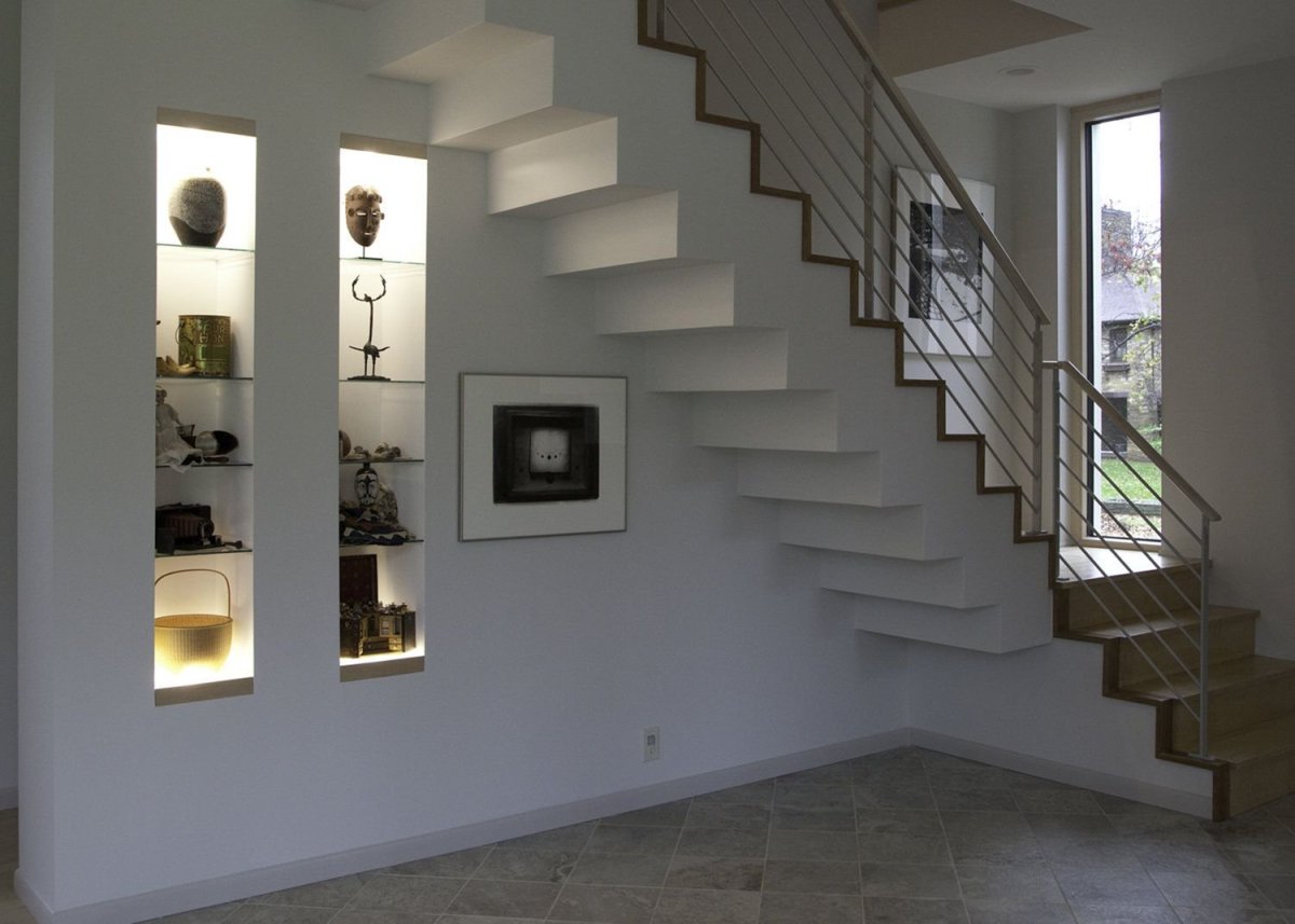 Ступень выемка в стене