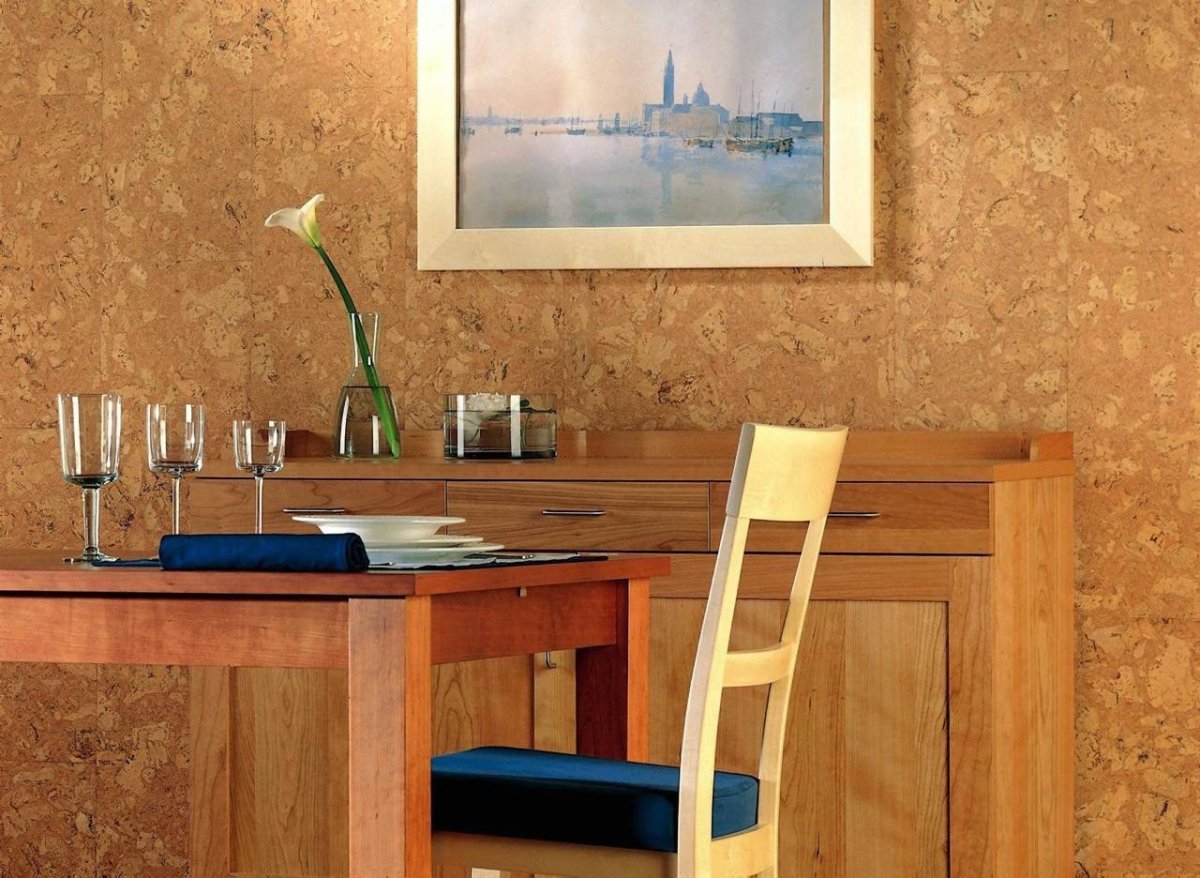 Пробковая стена на кухне