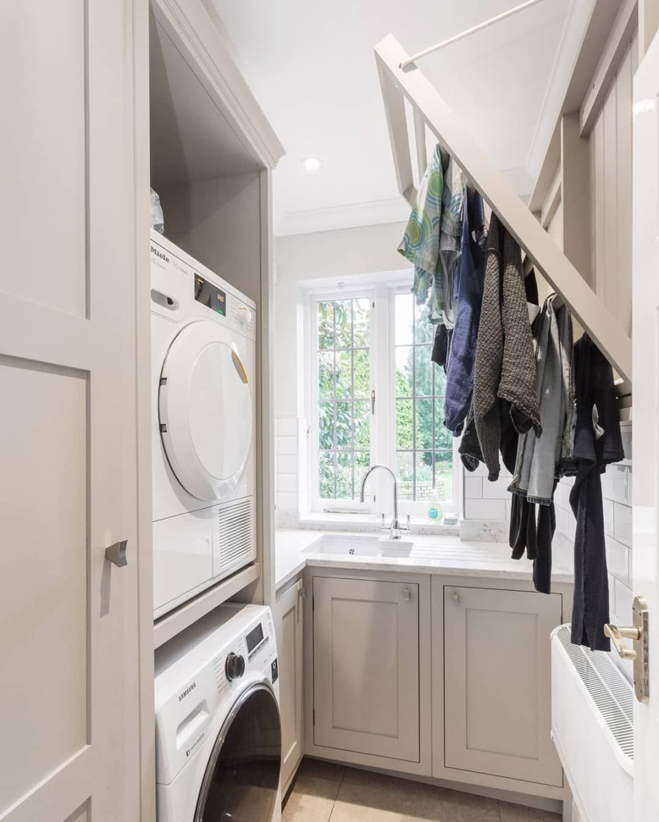 Маленькая постирочная комната