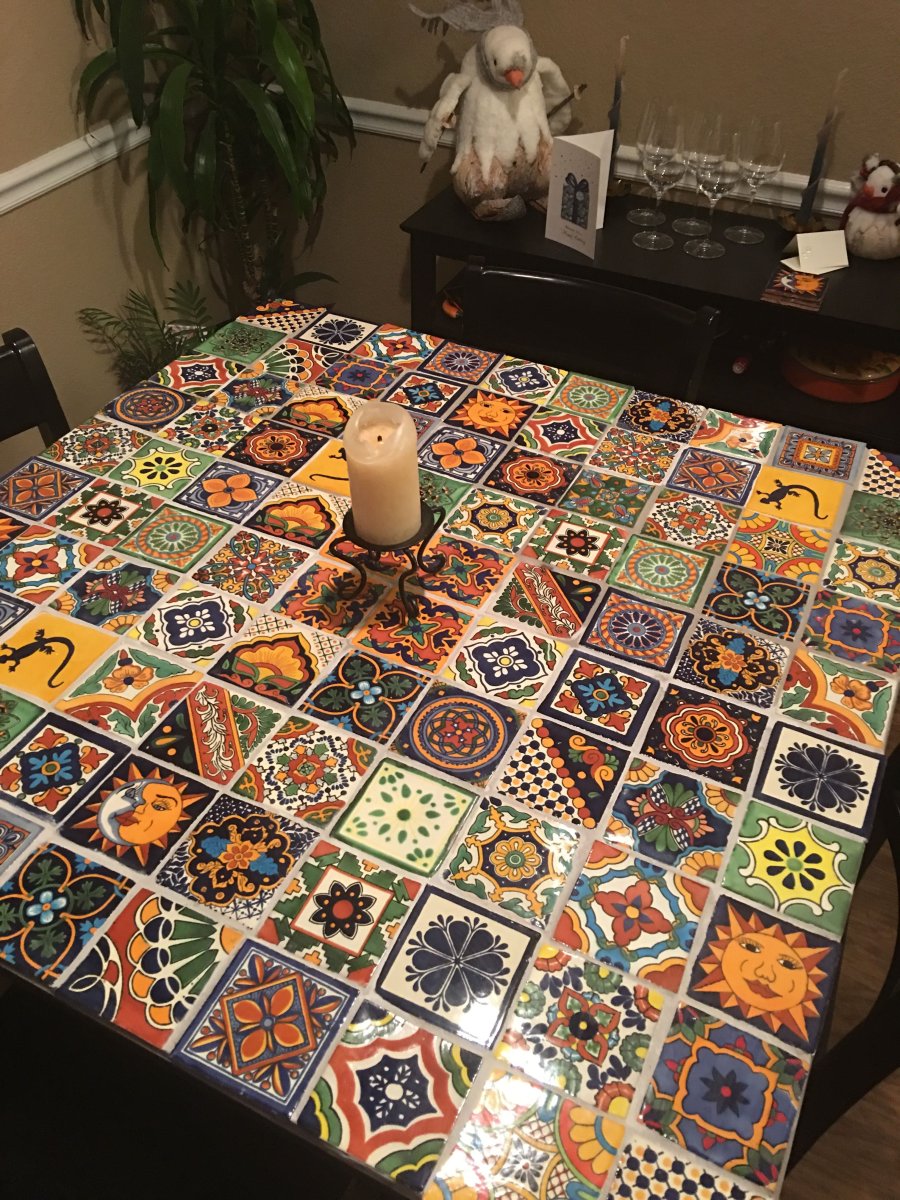 Декорирование стола плиткой