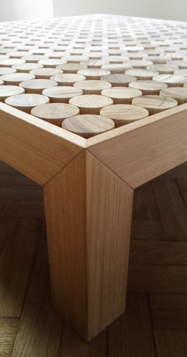 Столик из брусков