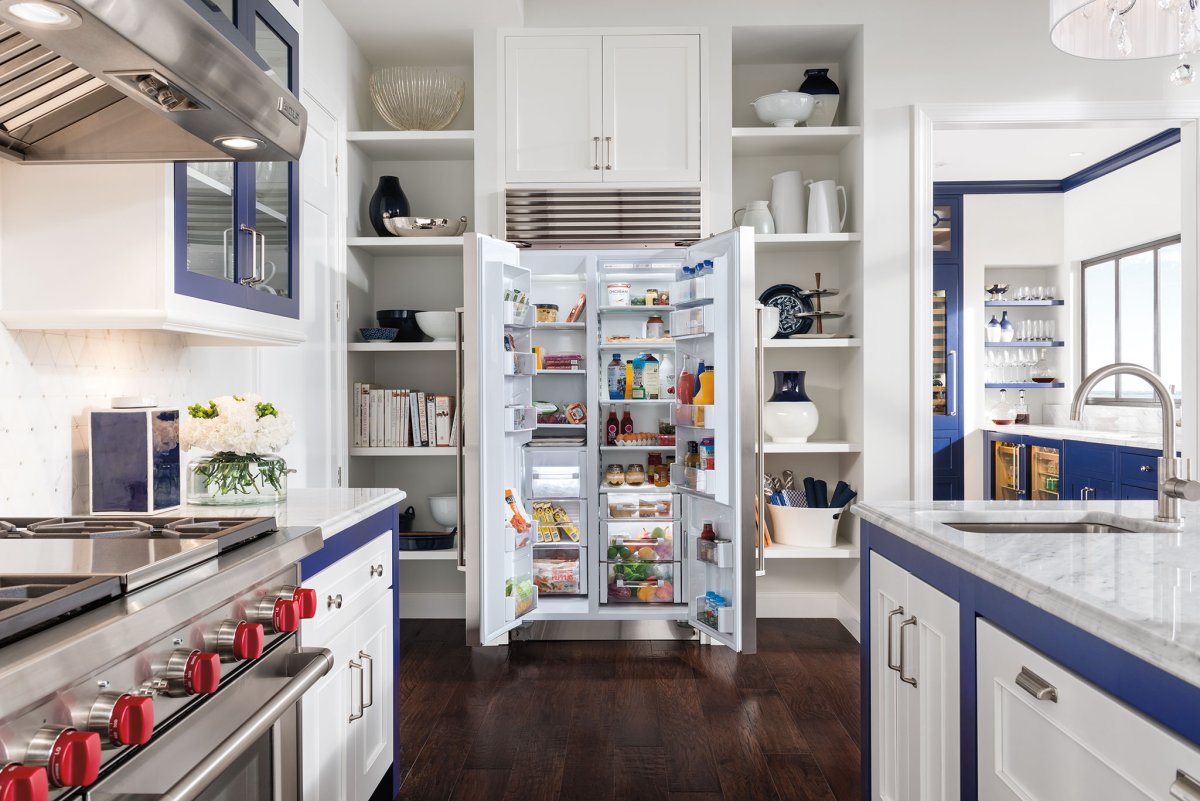 Холодильники формой угла