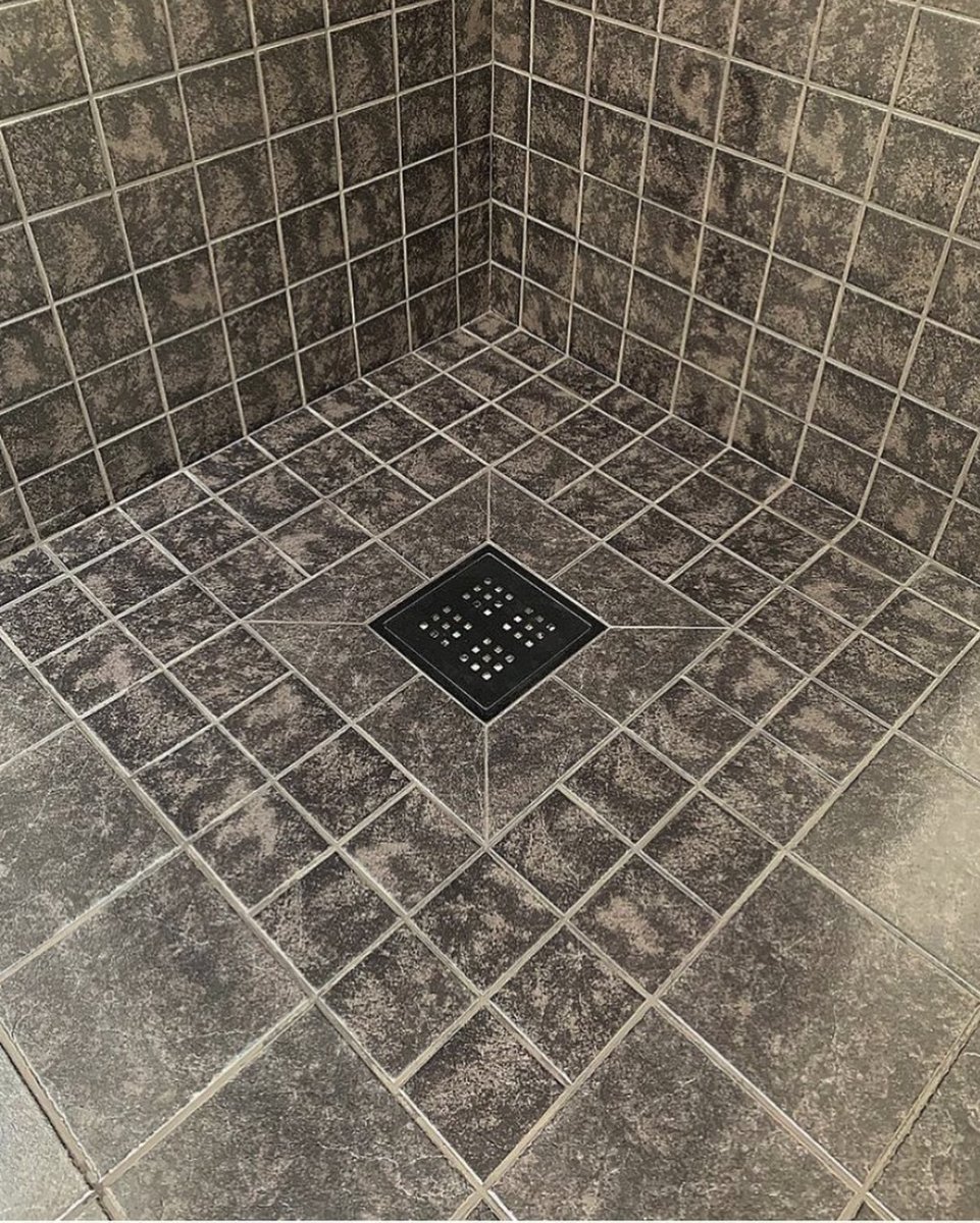 Душевой поддон из плитки