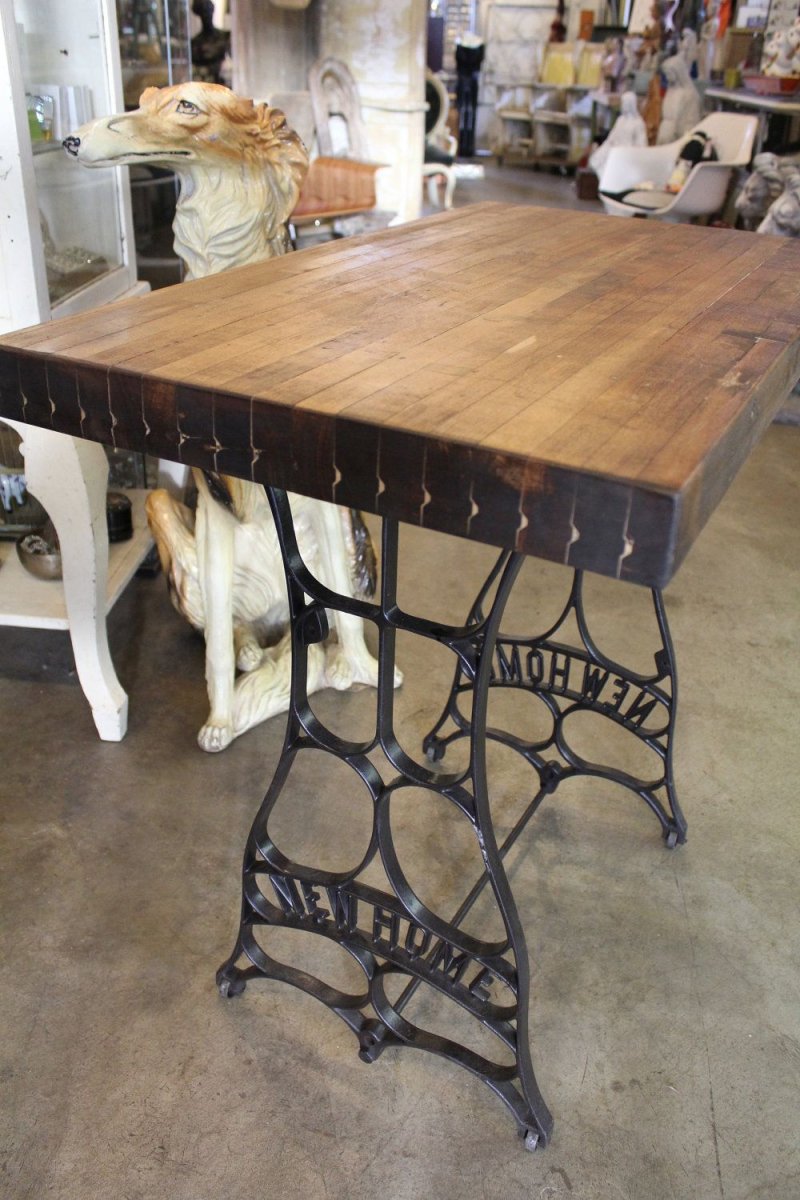 Стол Зингер