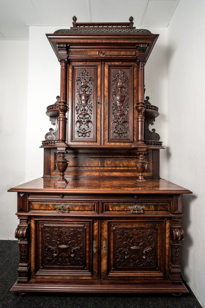 Антиквариат мебель