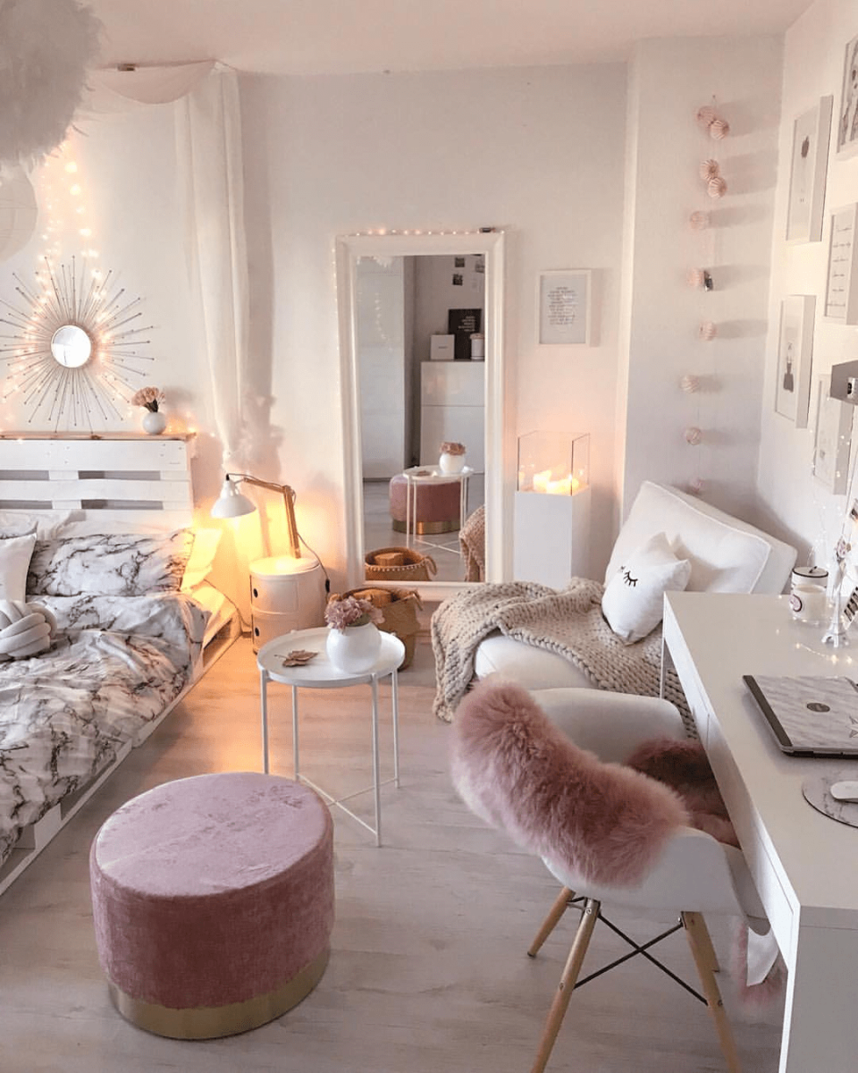 Красивая уютная комната для подростка