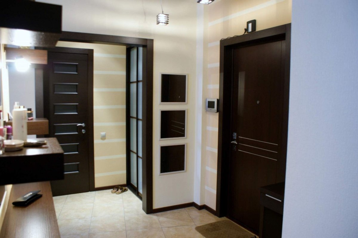 Темные двери венге в интерьере