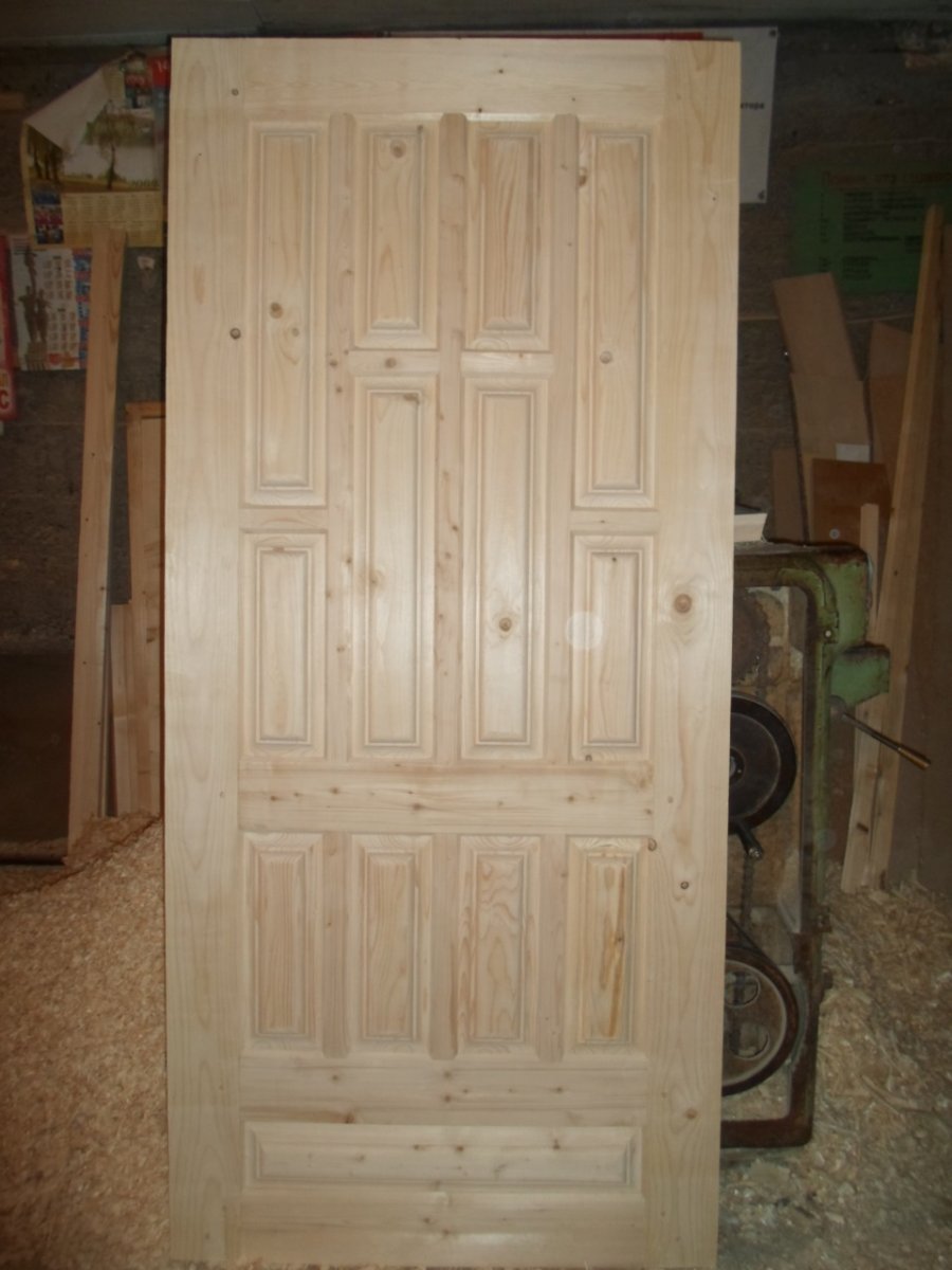 Утепленная деревянная дверь