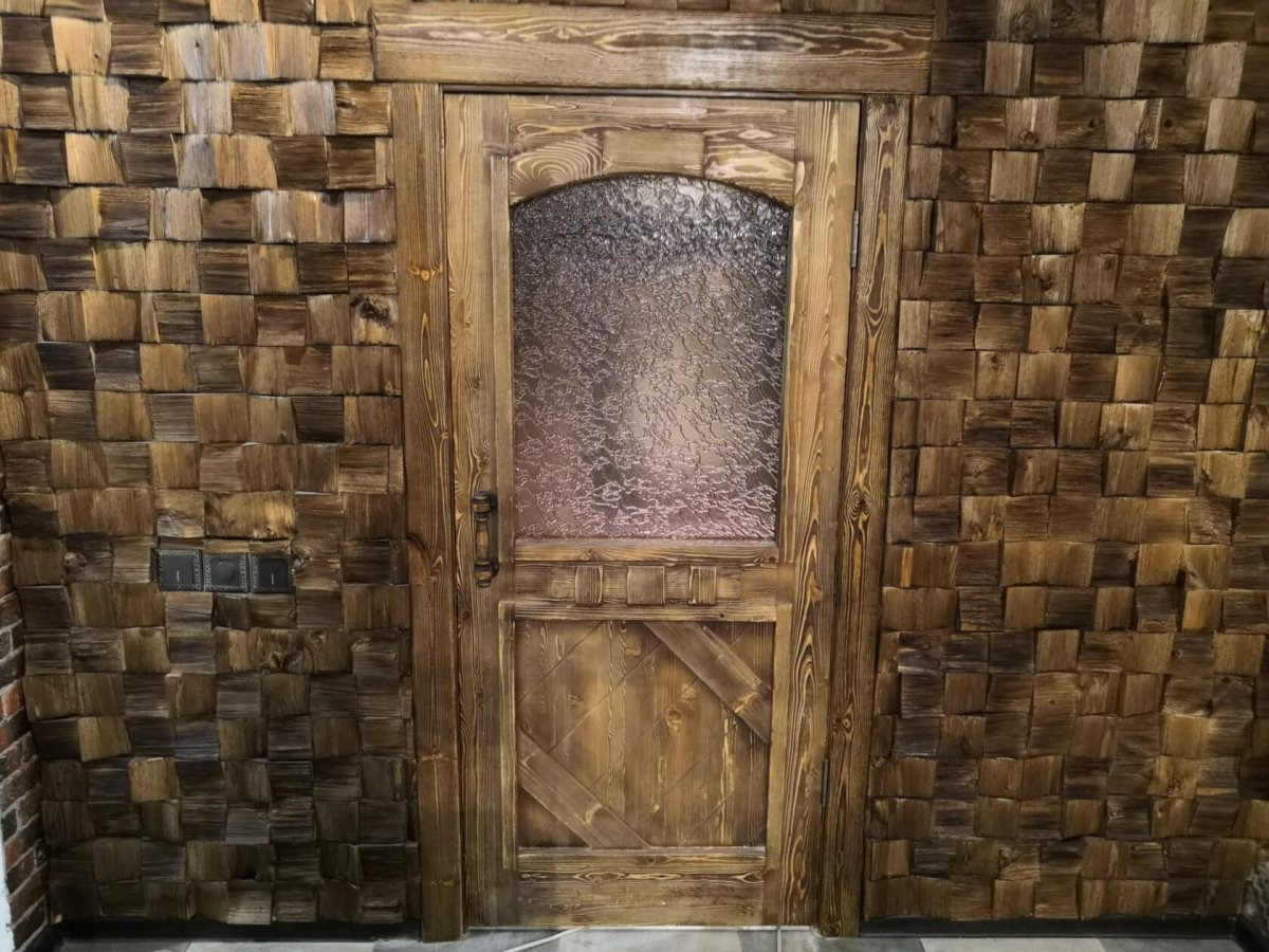 Деревянные двери под старину