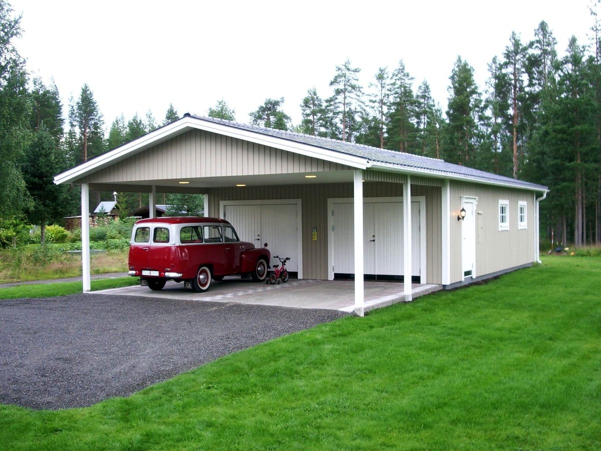 Гараж с навесом для машины