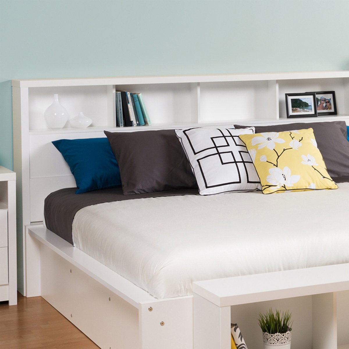 Полка в изголовье кровати икеа