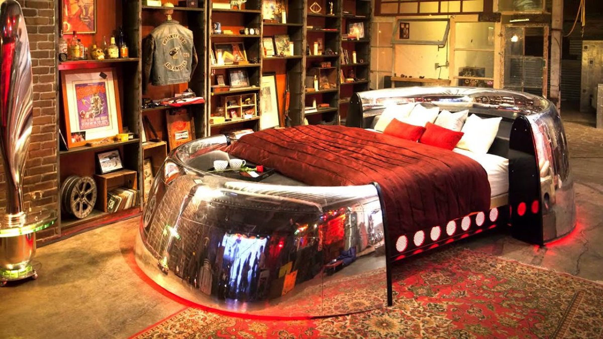 Необычная кровать в отеле