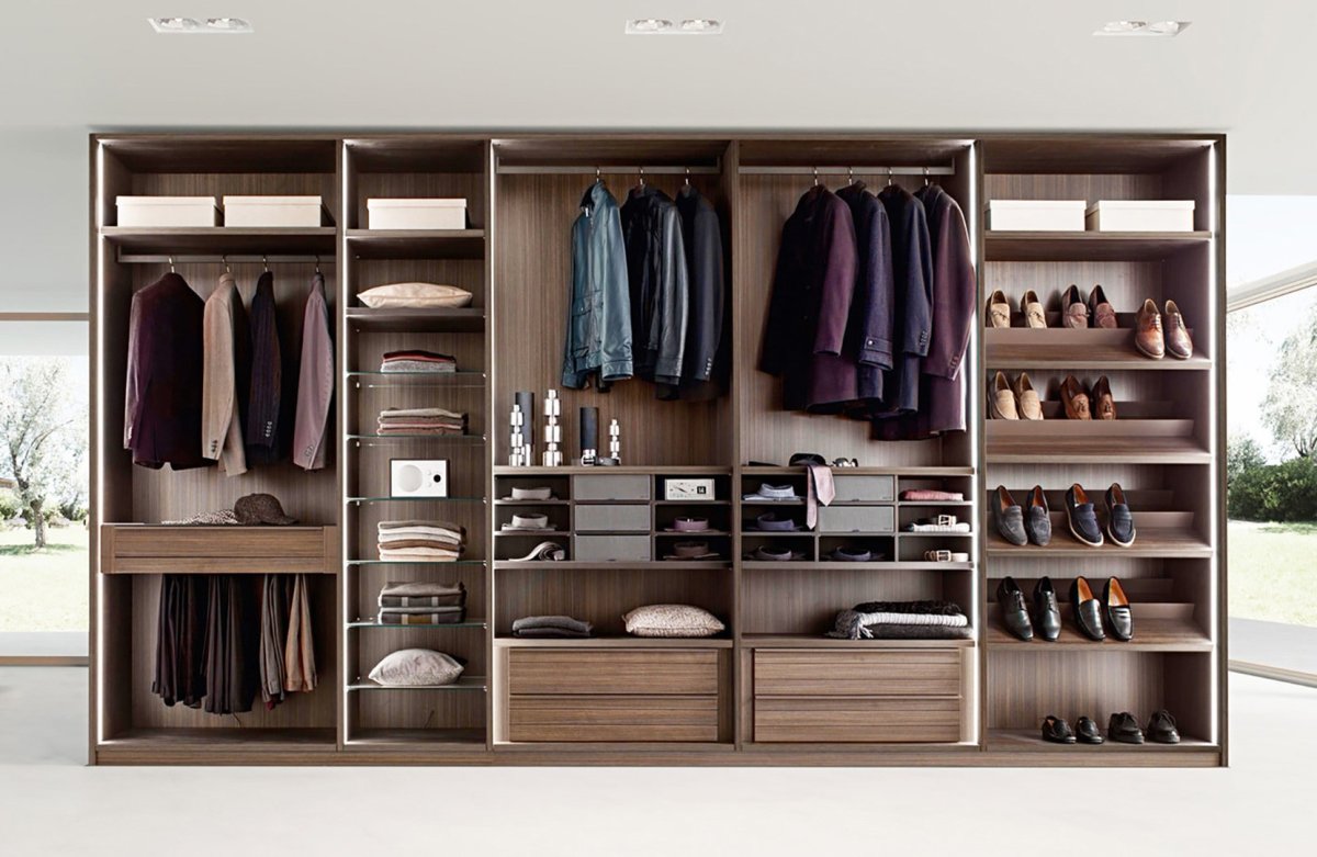 Наполнение шкафа купе