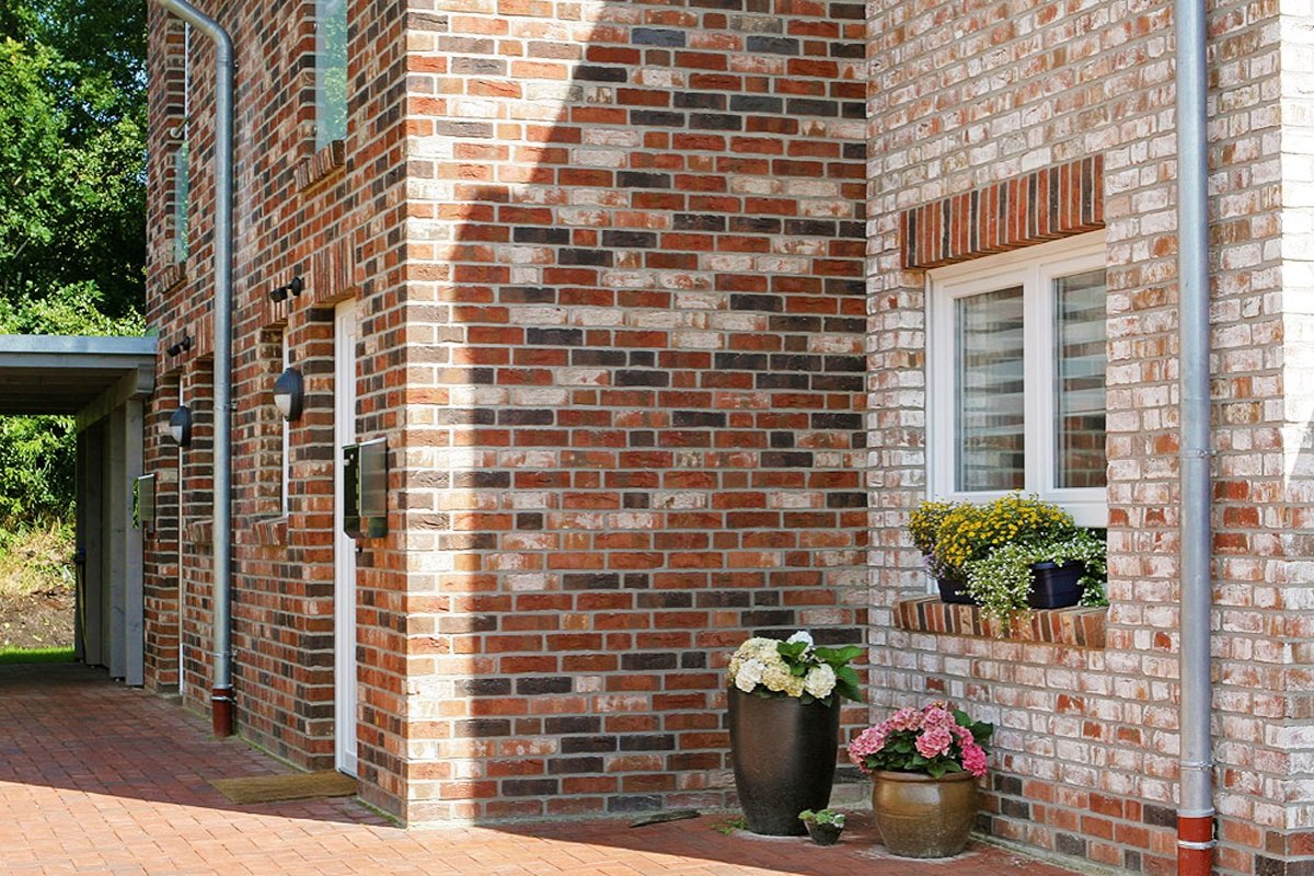 Дом из забутовочного кирпича