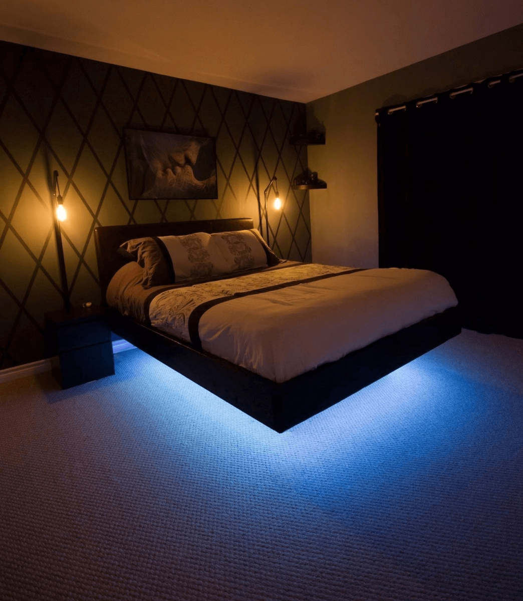Двуспальная кровать с подсветкой